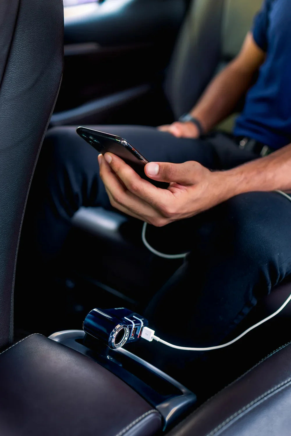 Universal USB Charging Socket with LED Indicators for Cars - Dual USB Ports, Quick Charge, Easy Installation, Durable Protection - Elpis Auto