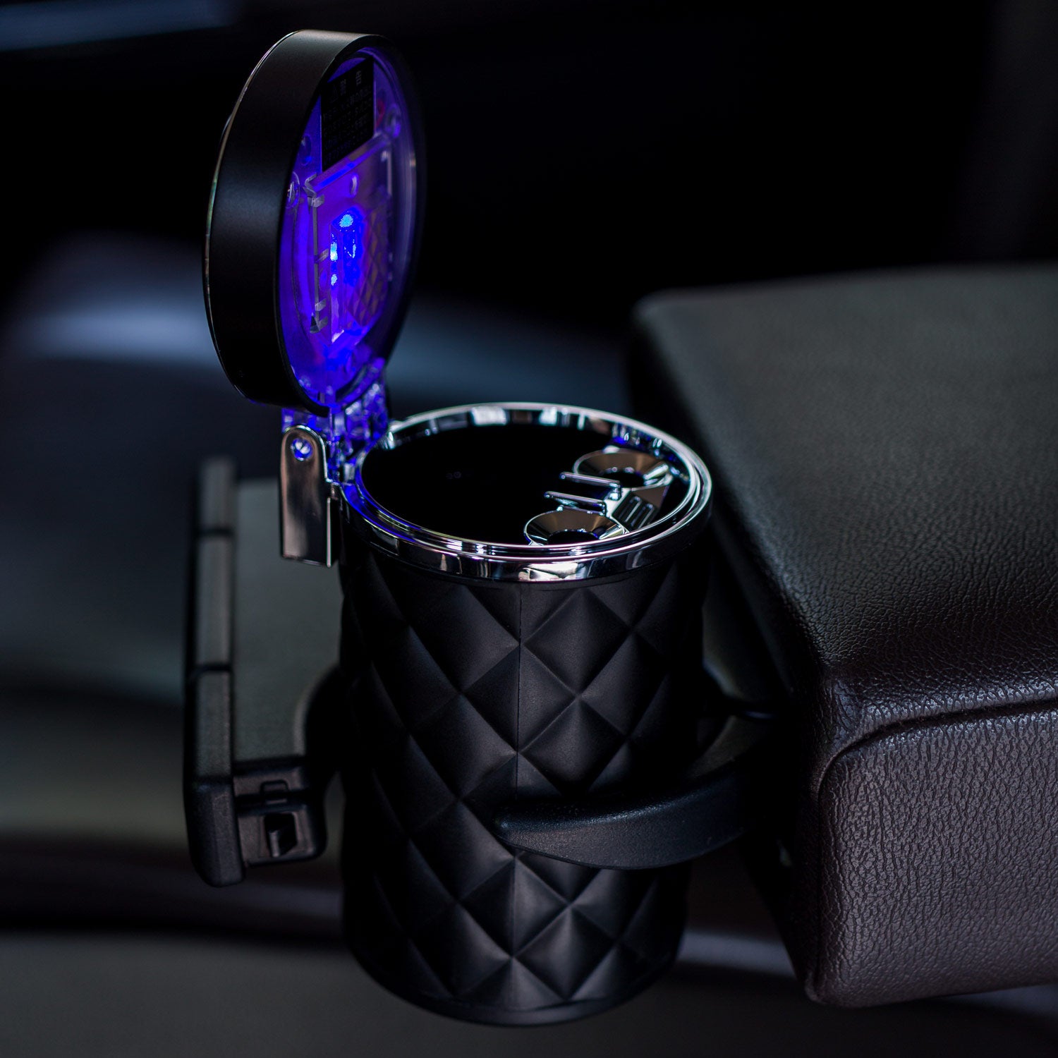 Car dustbin with LED Light - Elpis Auto