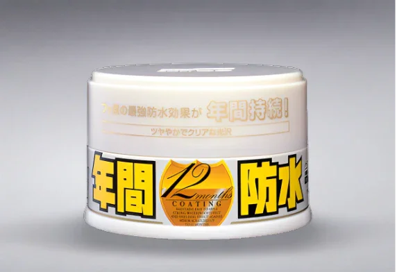 Soft99 Fusso Coat 12 Months Wax Light white tin, 300ml
